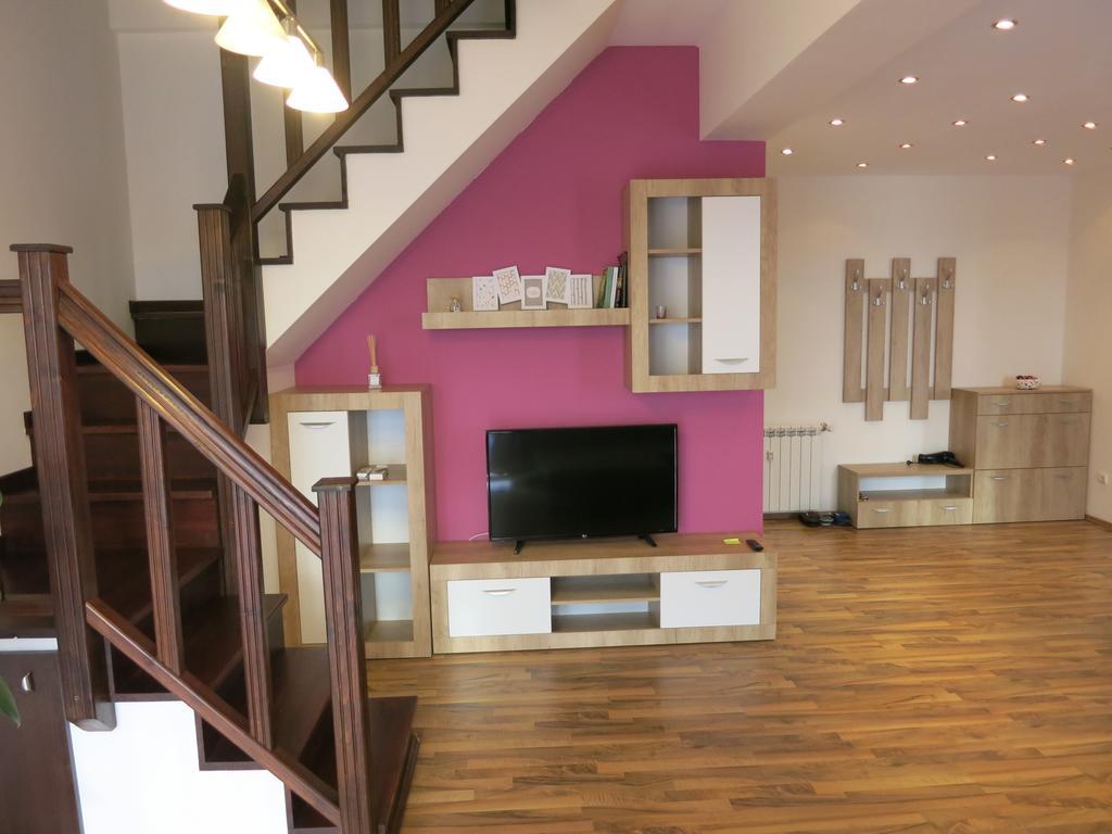 Penthouse Apartament Nufarul オラデア エクステリア 写真